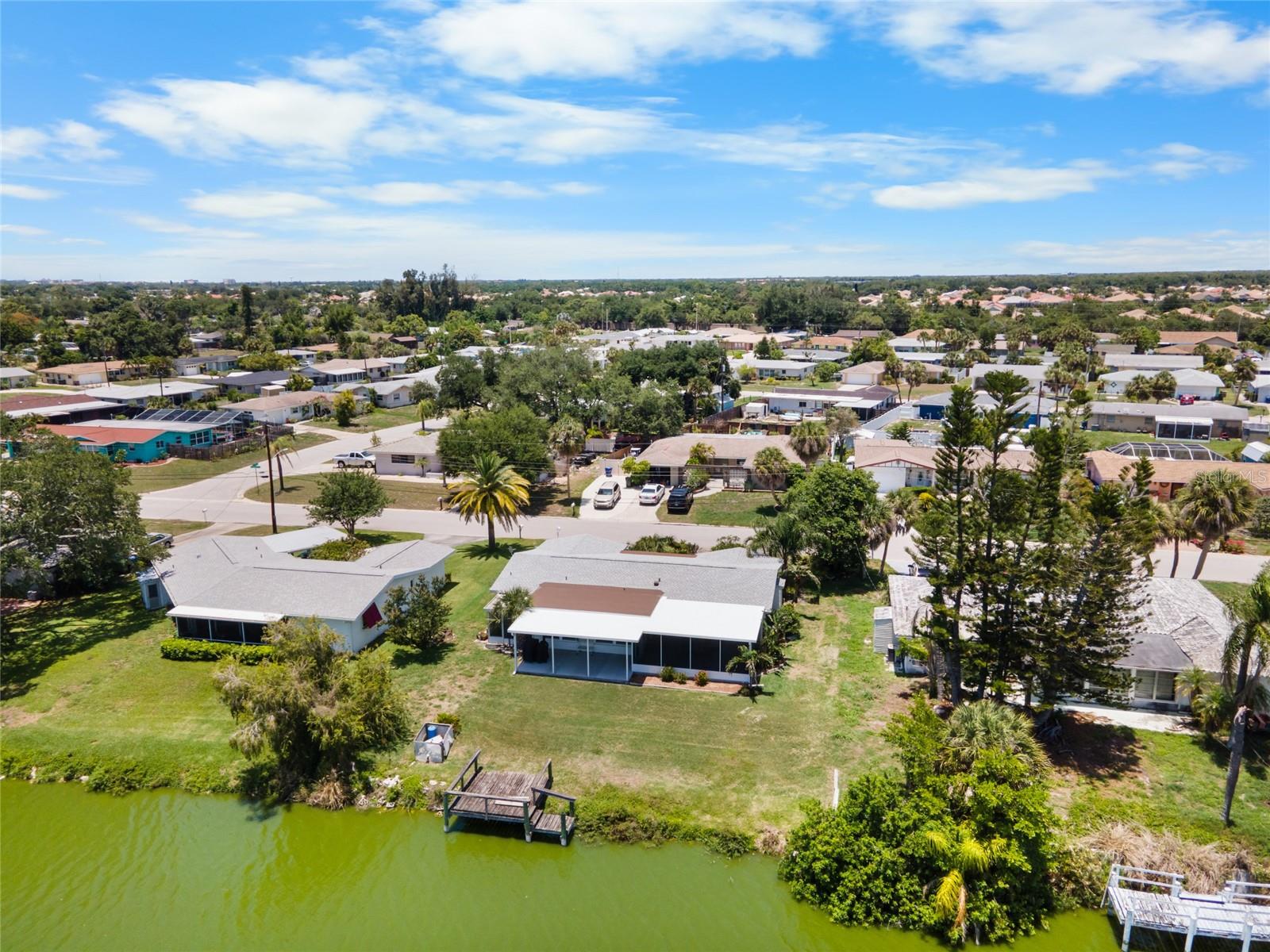 VENICE GARDENS - Residential