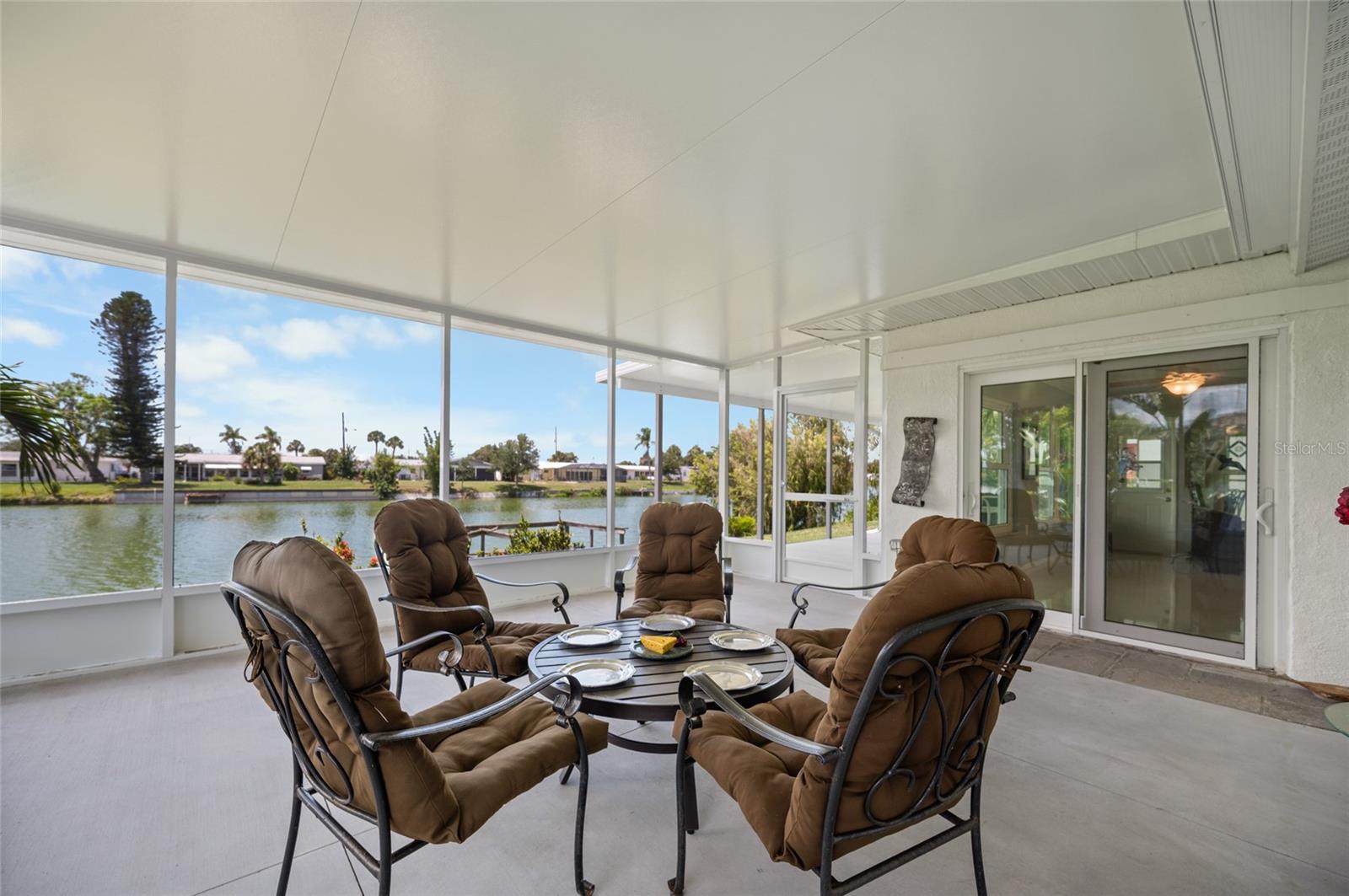 VENICE GARDENS - Residential