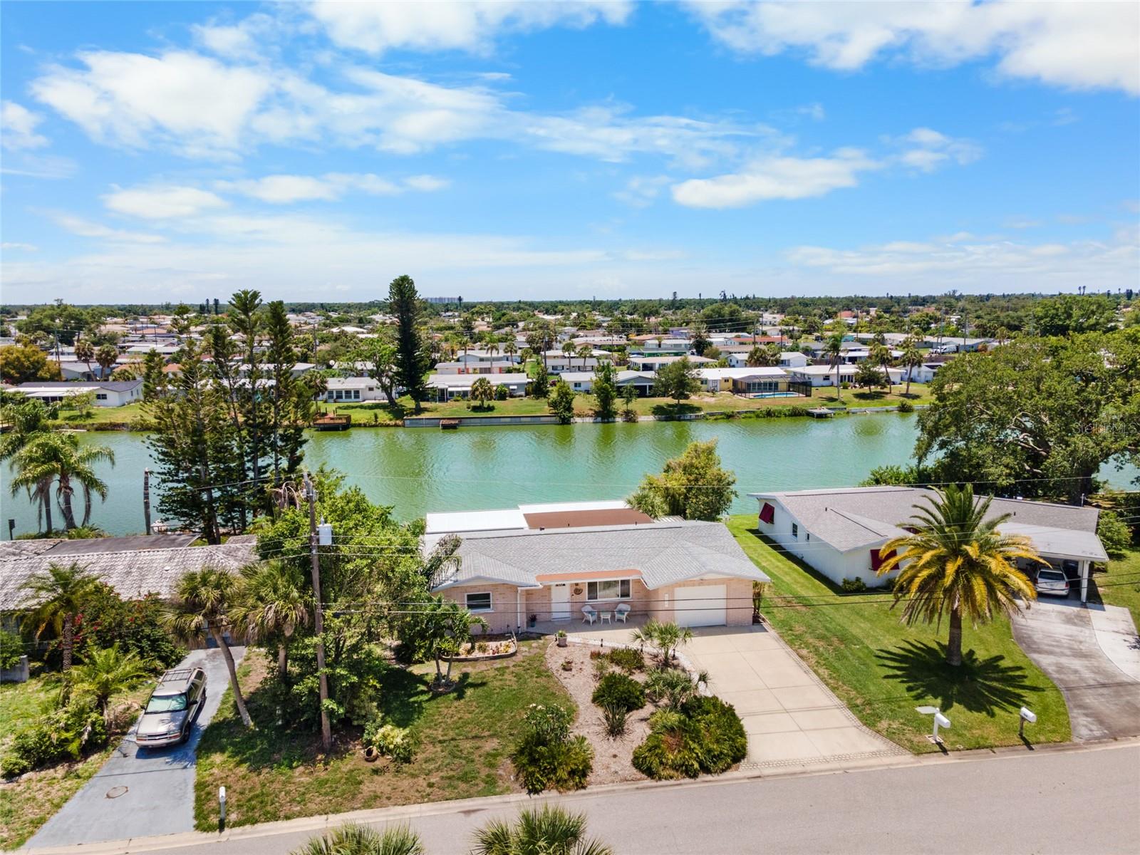 VENICE GARDENS - Residential