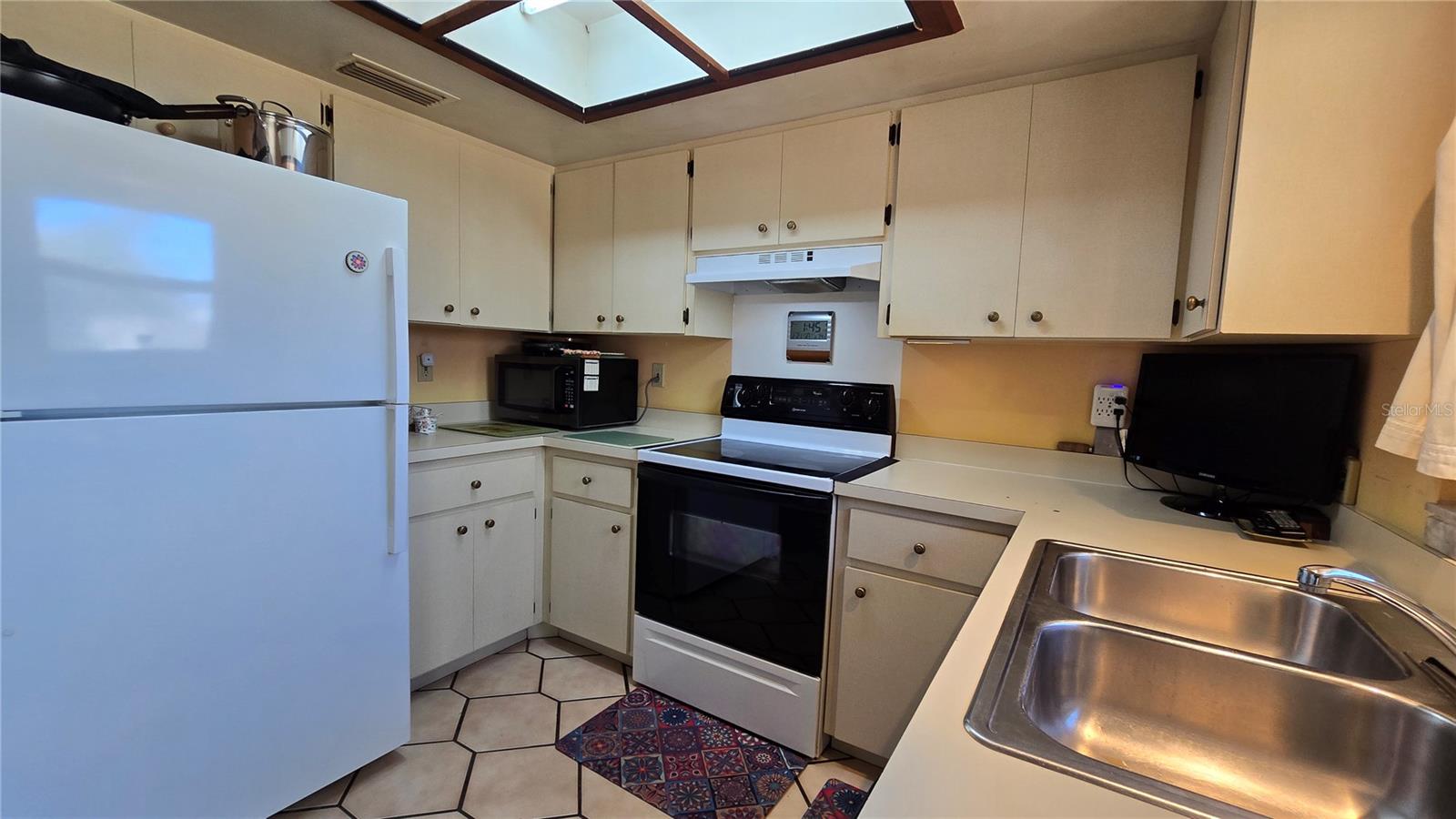 SPRING OAKS - Residential