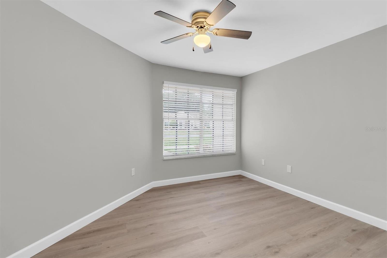 CHATEAU VILLAGE CONDO 01 - Residential