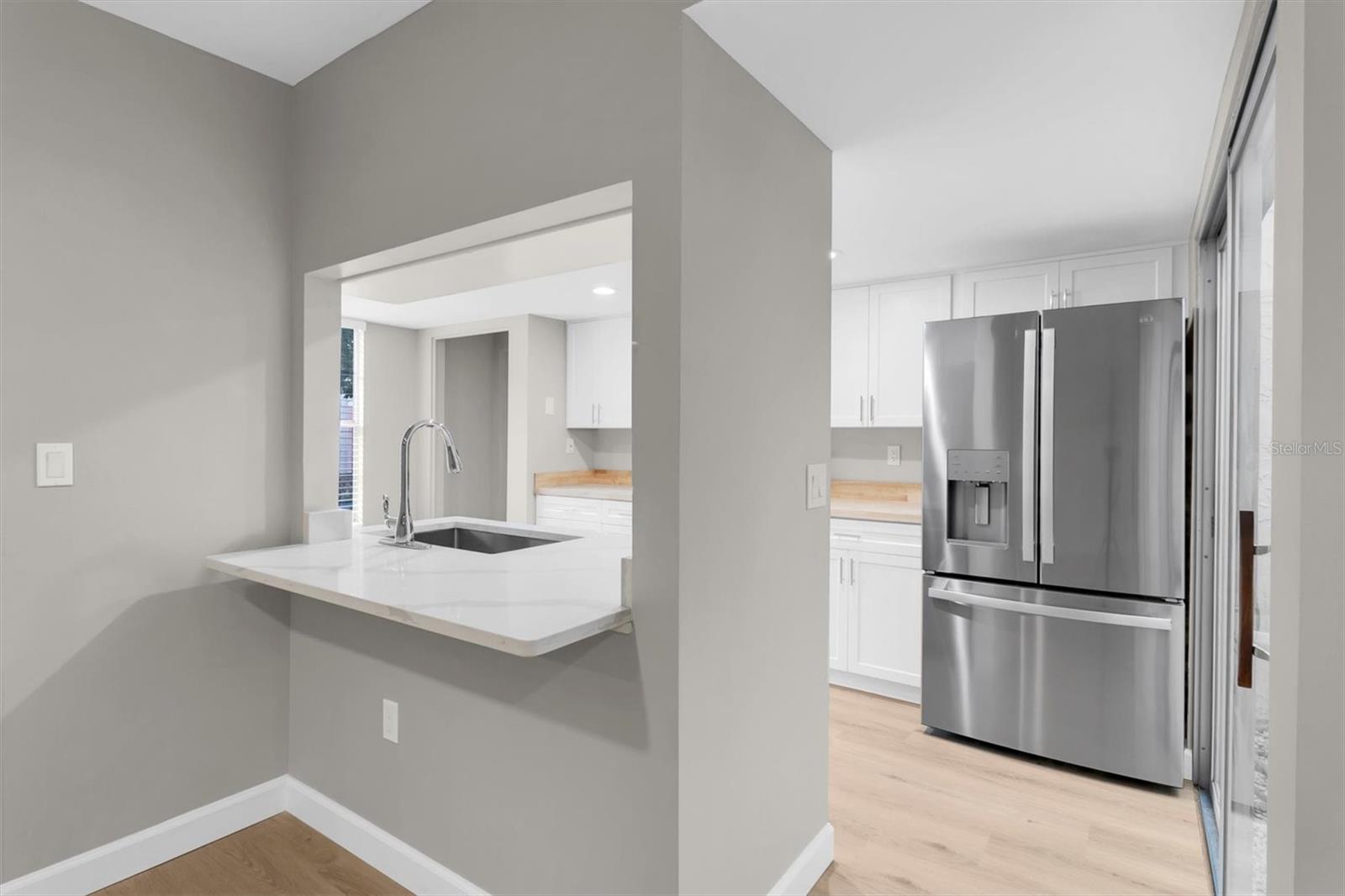 CHATEAU VILLAGE CONDO 01 - Residential