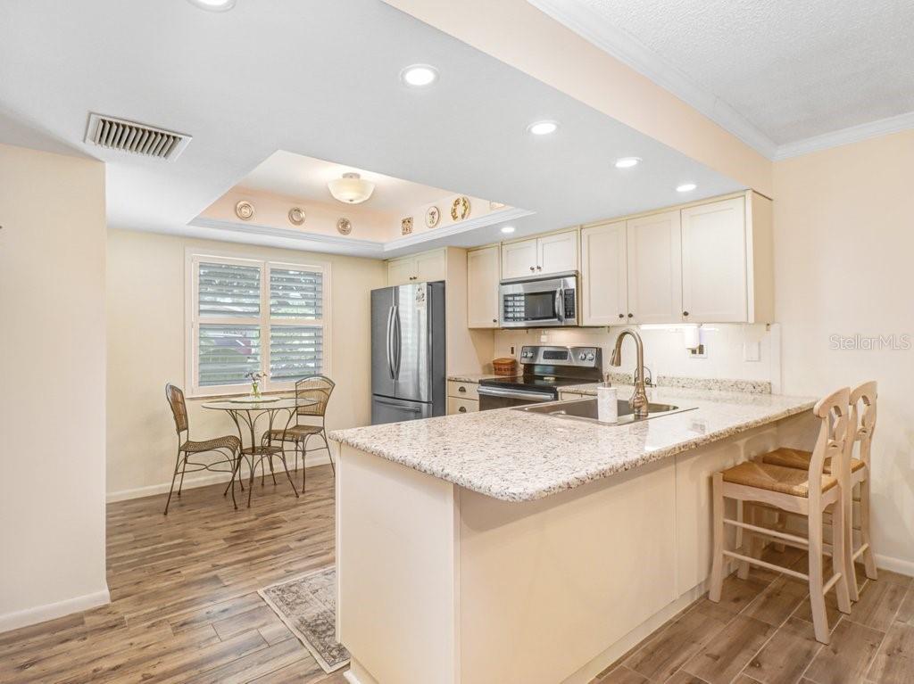 GOLF VIEW VILLAS @ SEVEN SPRINGS GC&C - Residential
