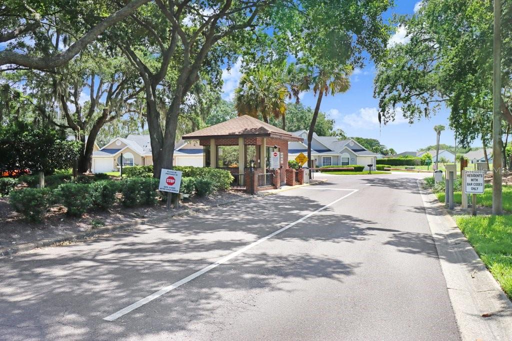 GOLF VIEW VILLAS @ SEVEN SPRINGS GC&C - Residential