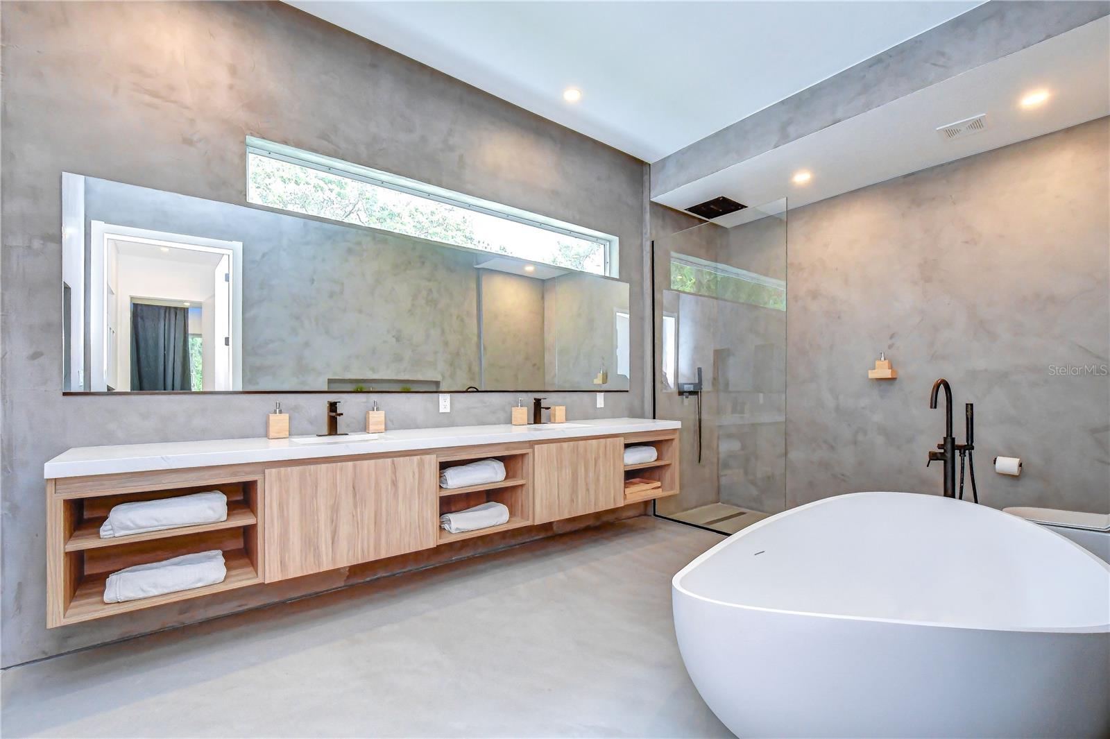 SPILLERS 1ST ADD - Residential