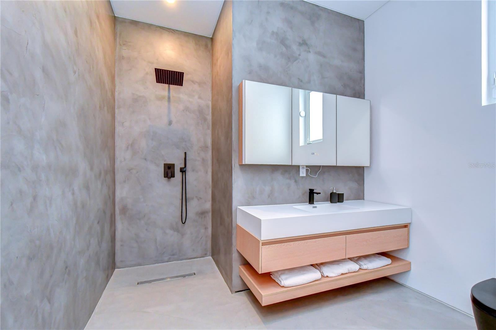 SPILLERS 1ST ADD - Residential