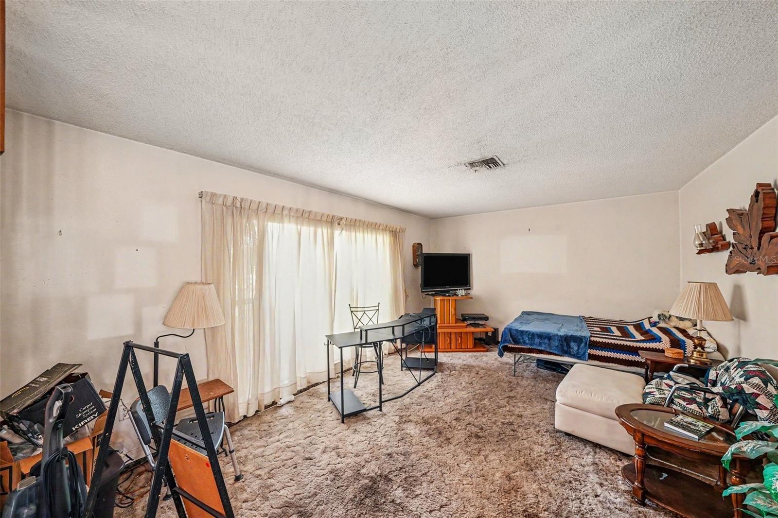 SPRING HILL UNIT 5 - Residential