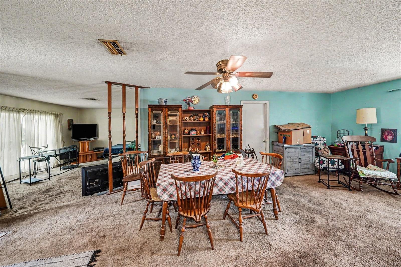 SPRING HILL UNIT 5 - Residential