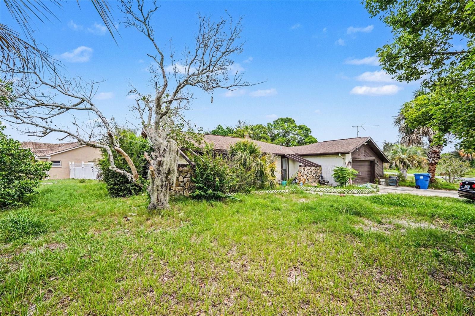 SPRING HILL UNIT 5 - Residential