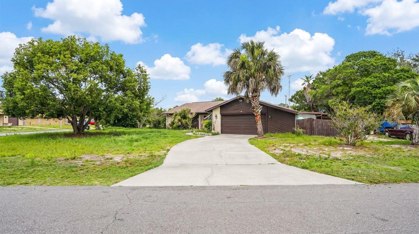 SPRING HILL UNIT 5 - Residential