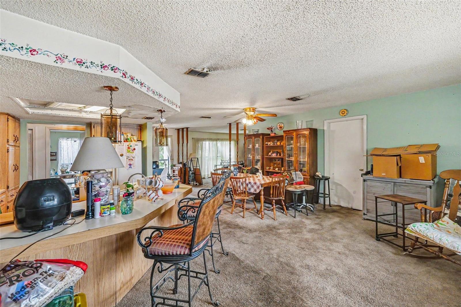 SPRING HILL UNIT 5 - Residential