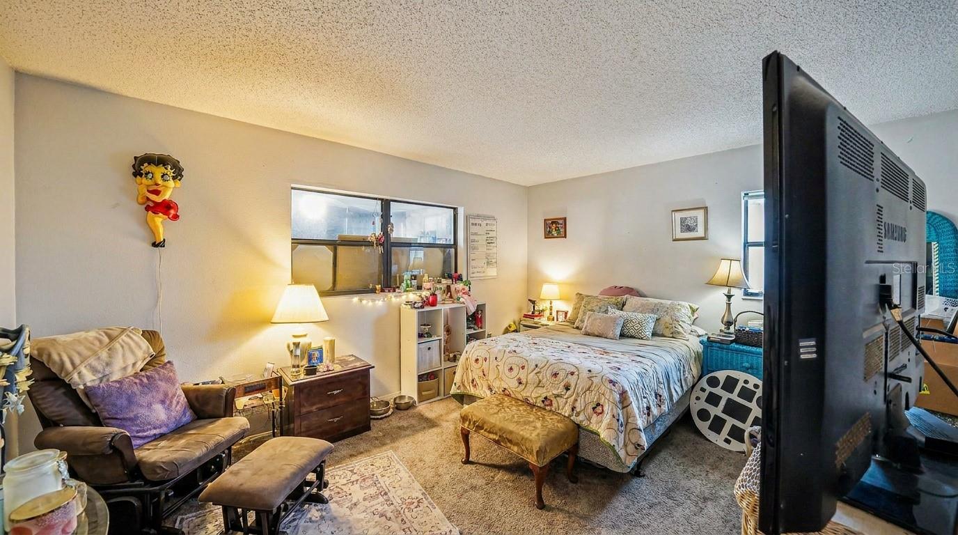 SPRING HILL UNIT 5 - Residential