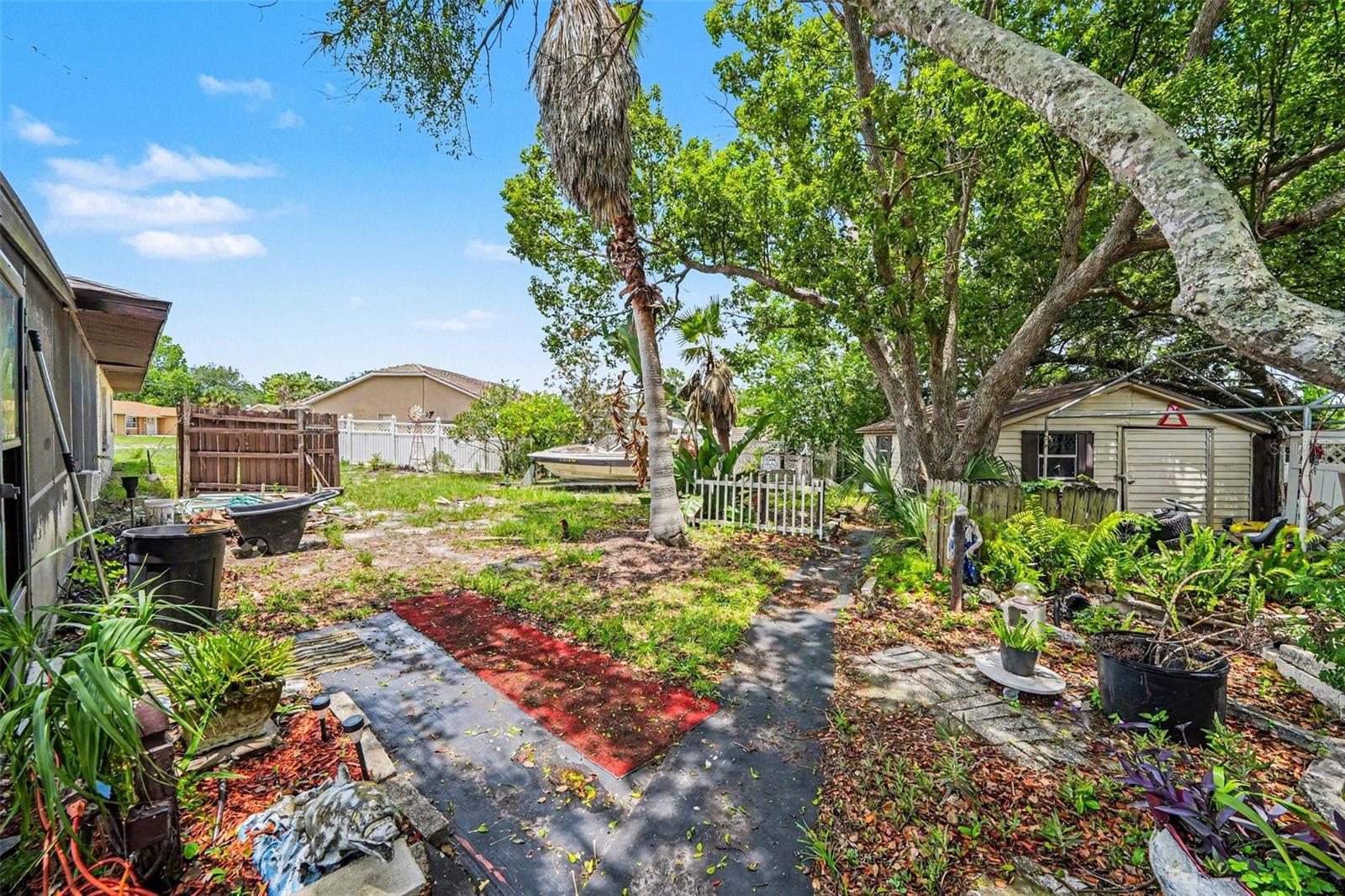 SPRING HILL UNIT 5 - Residential