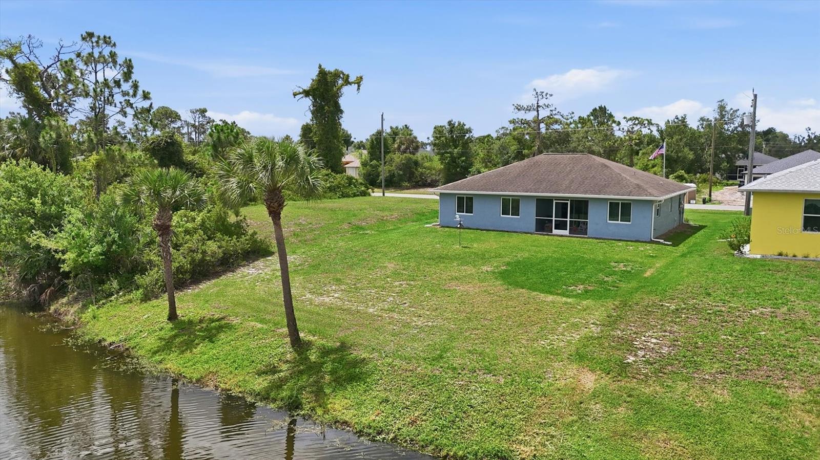 ROTONDA LAKES - Residential