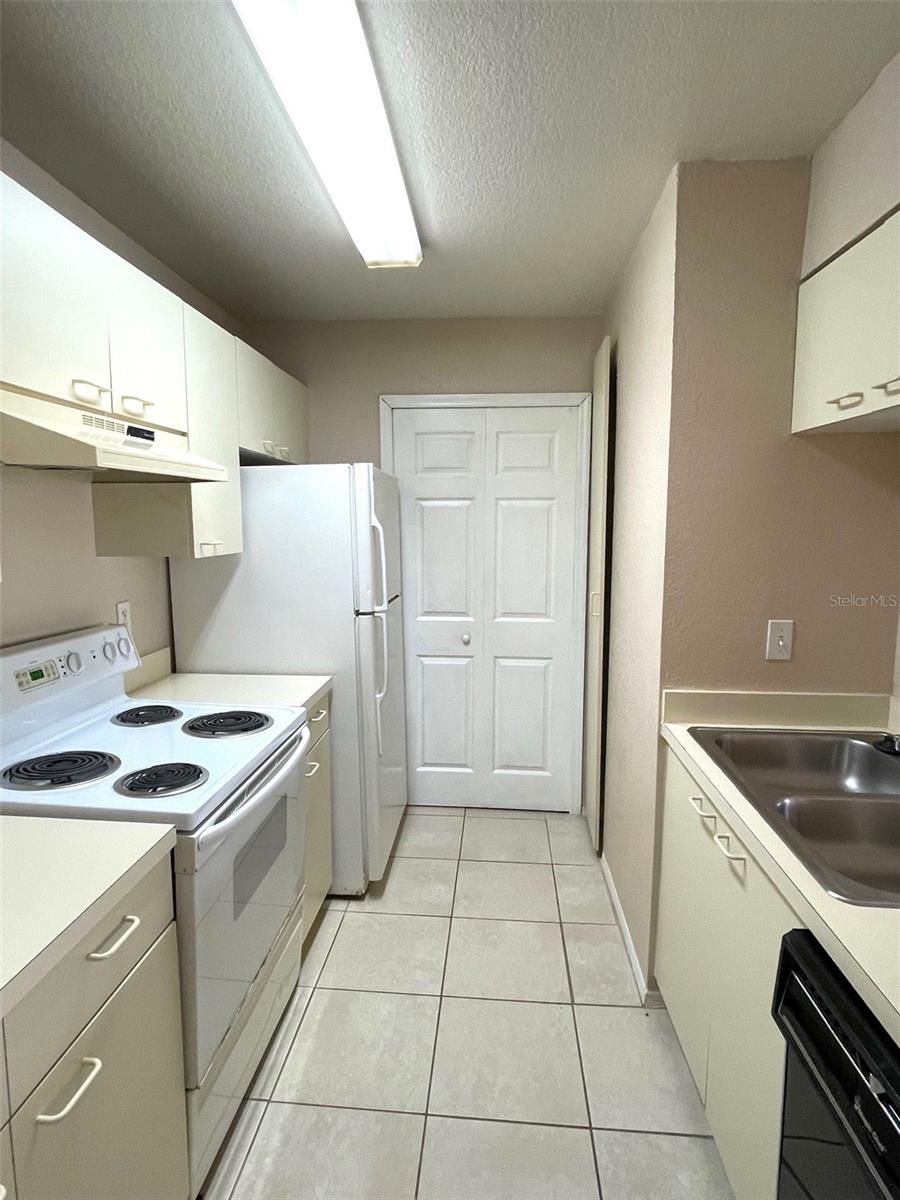WATERFORD LNDG CONDO - Residential Lease
