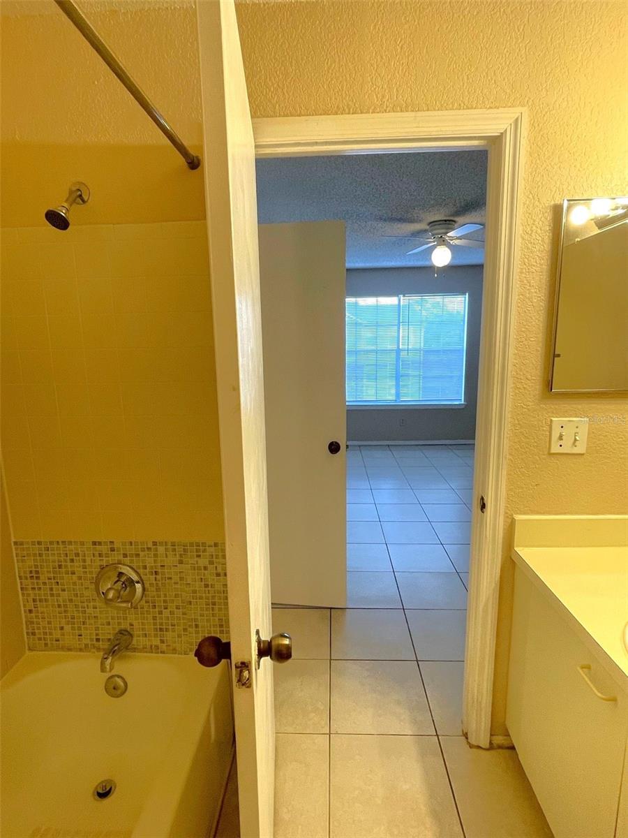 WATERFORD LNDG CONDO - Residential Lease
