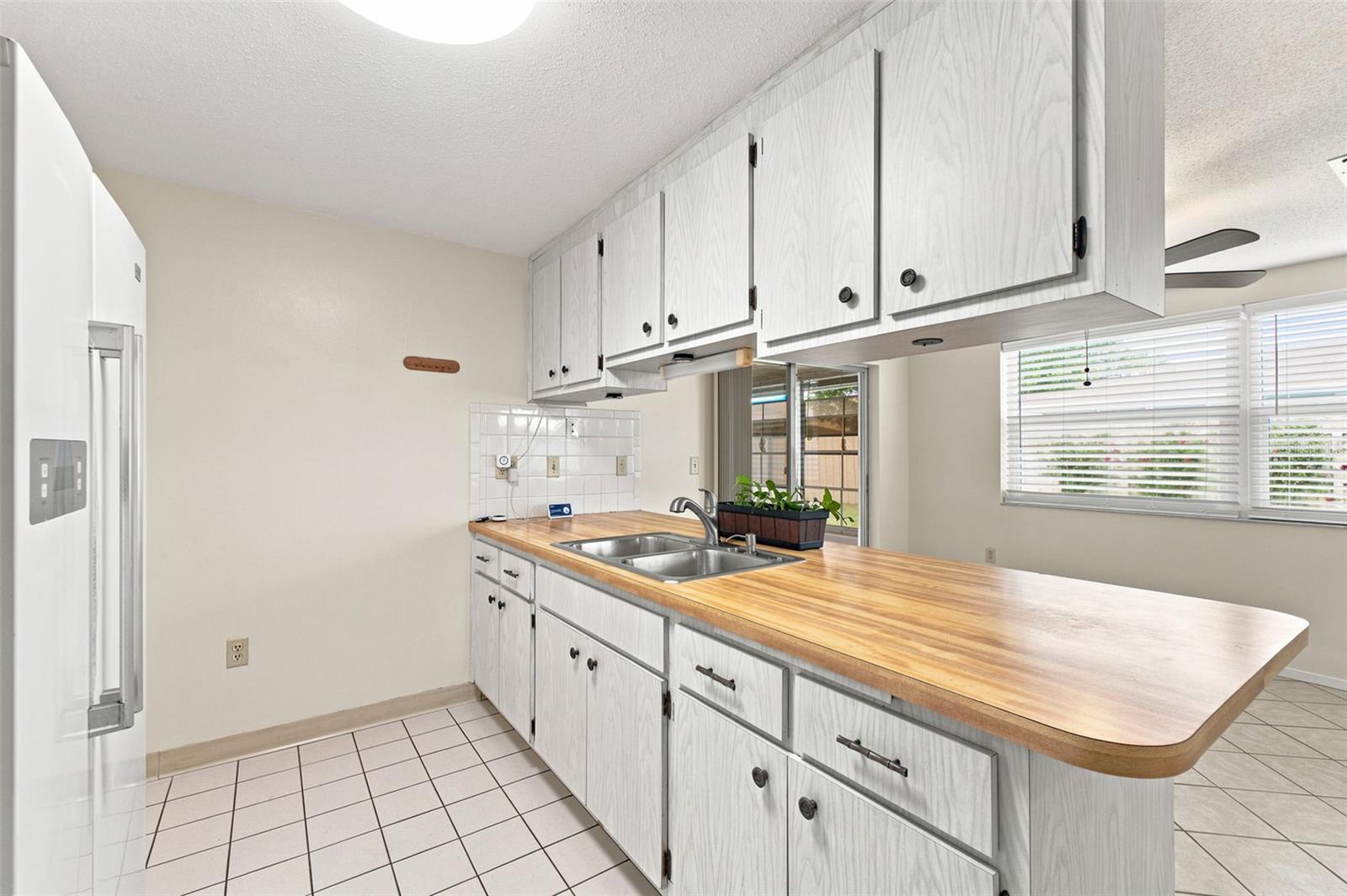 JASMINE LAKES - Residential