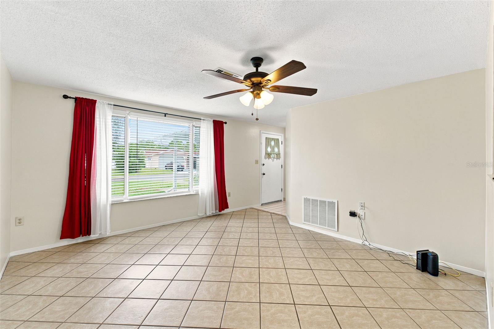 JASMINE LAKES - Residential