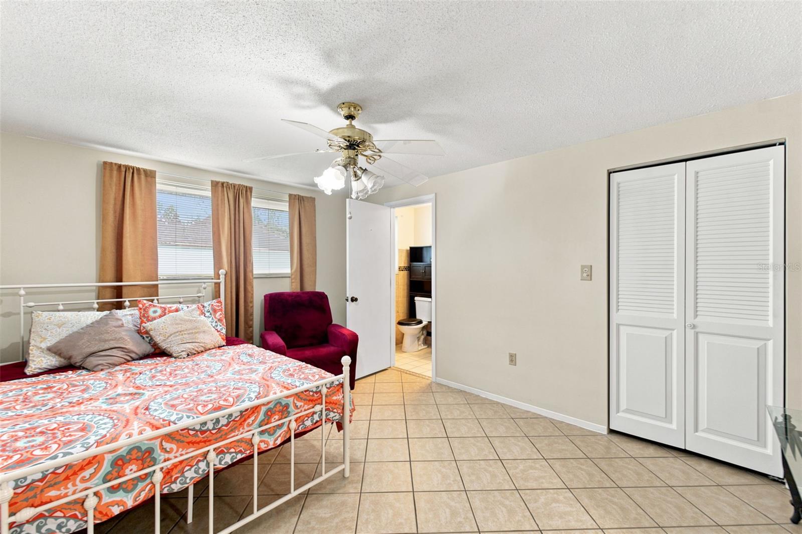 JASMINE LAKES - Residential