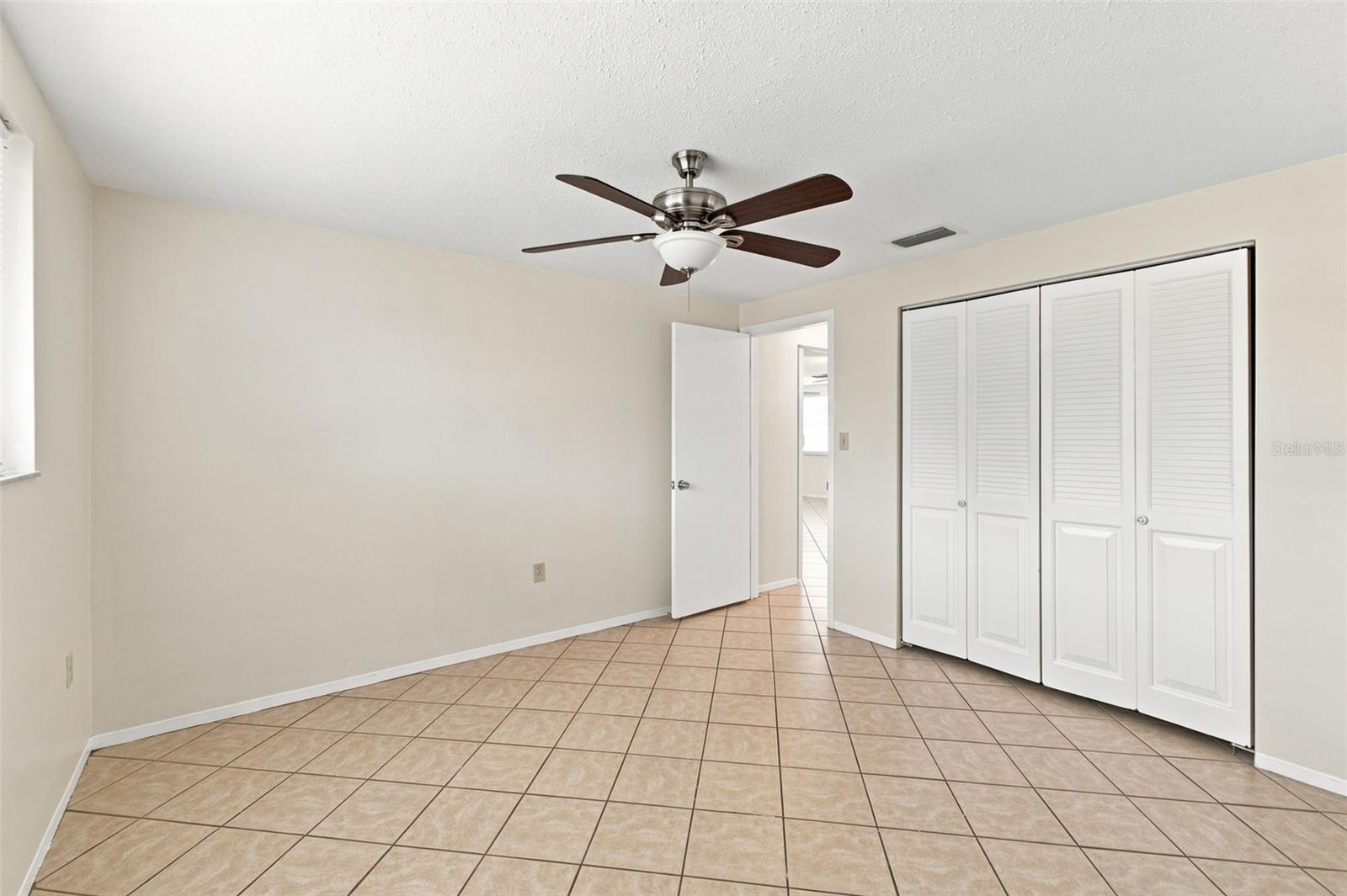 JASMINE LAKES - Residential