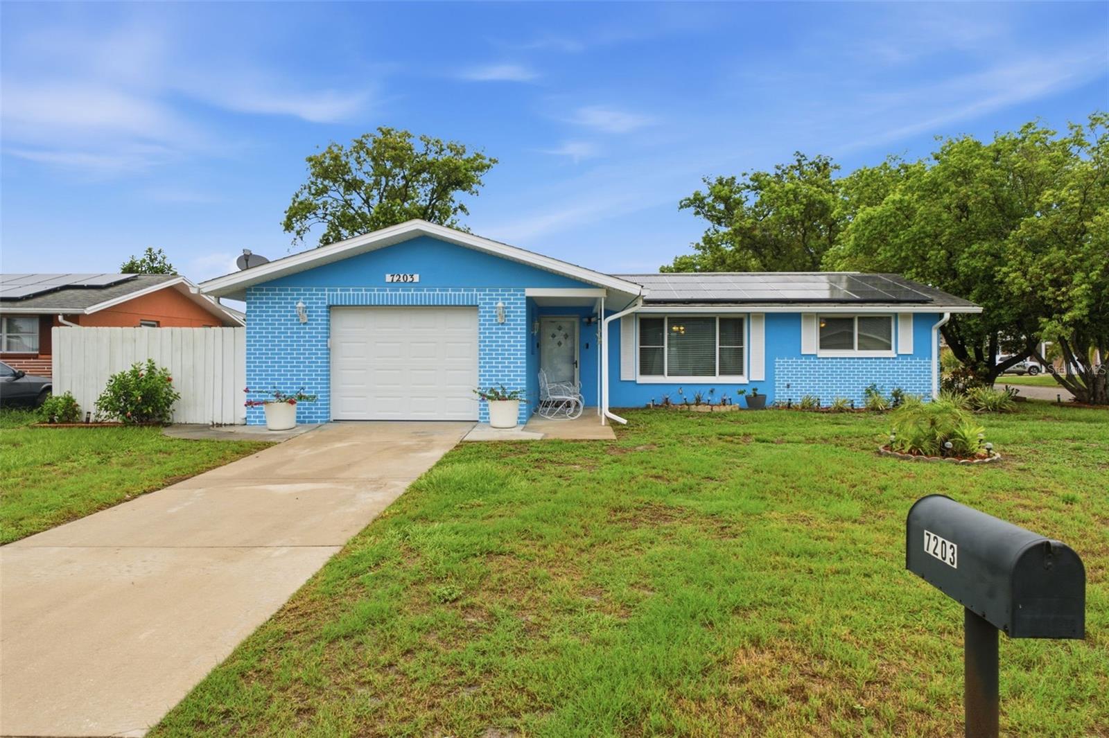 JASMINE LAKES - Residential