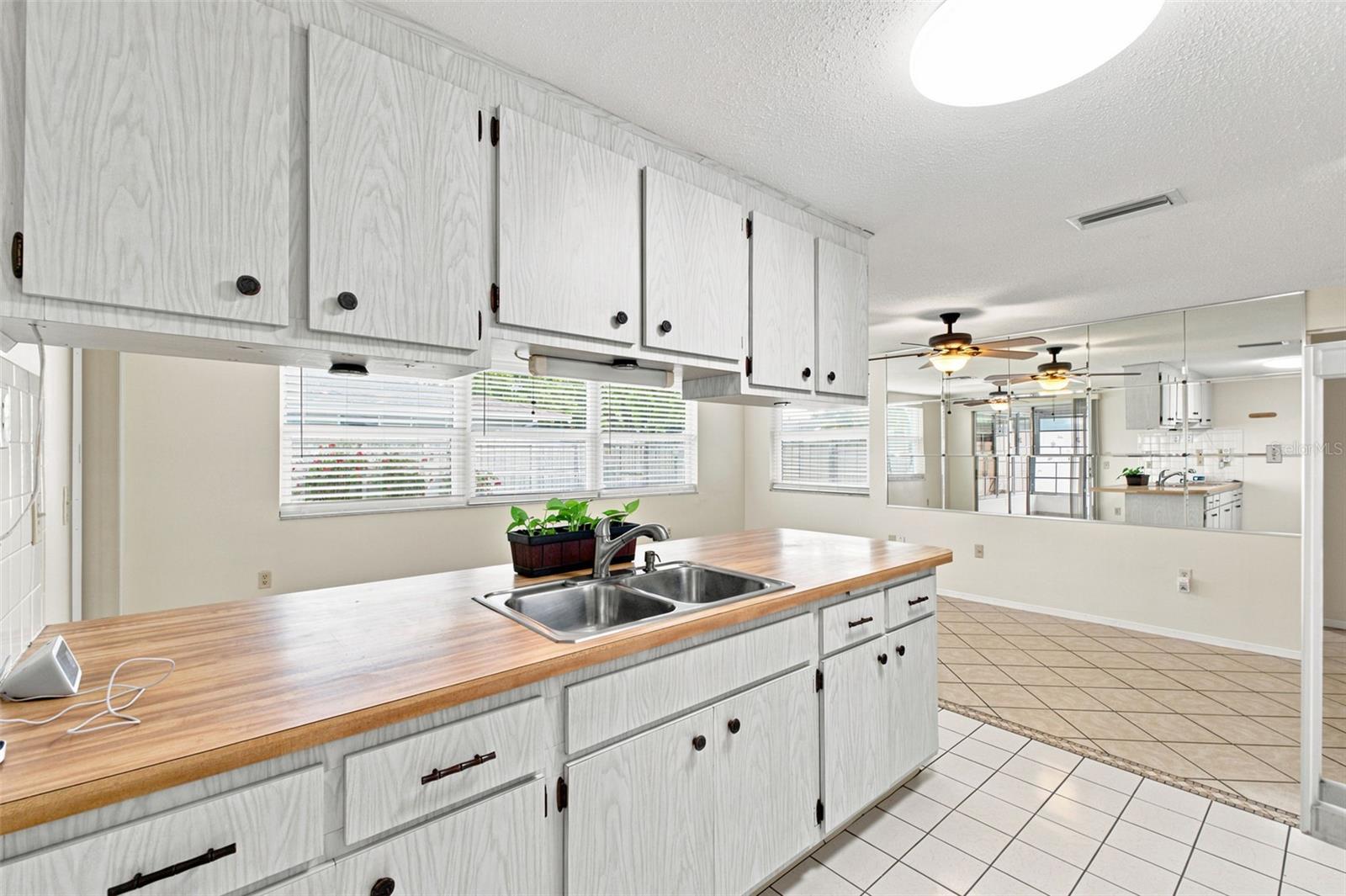 JASMINE LAKES - Residential