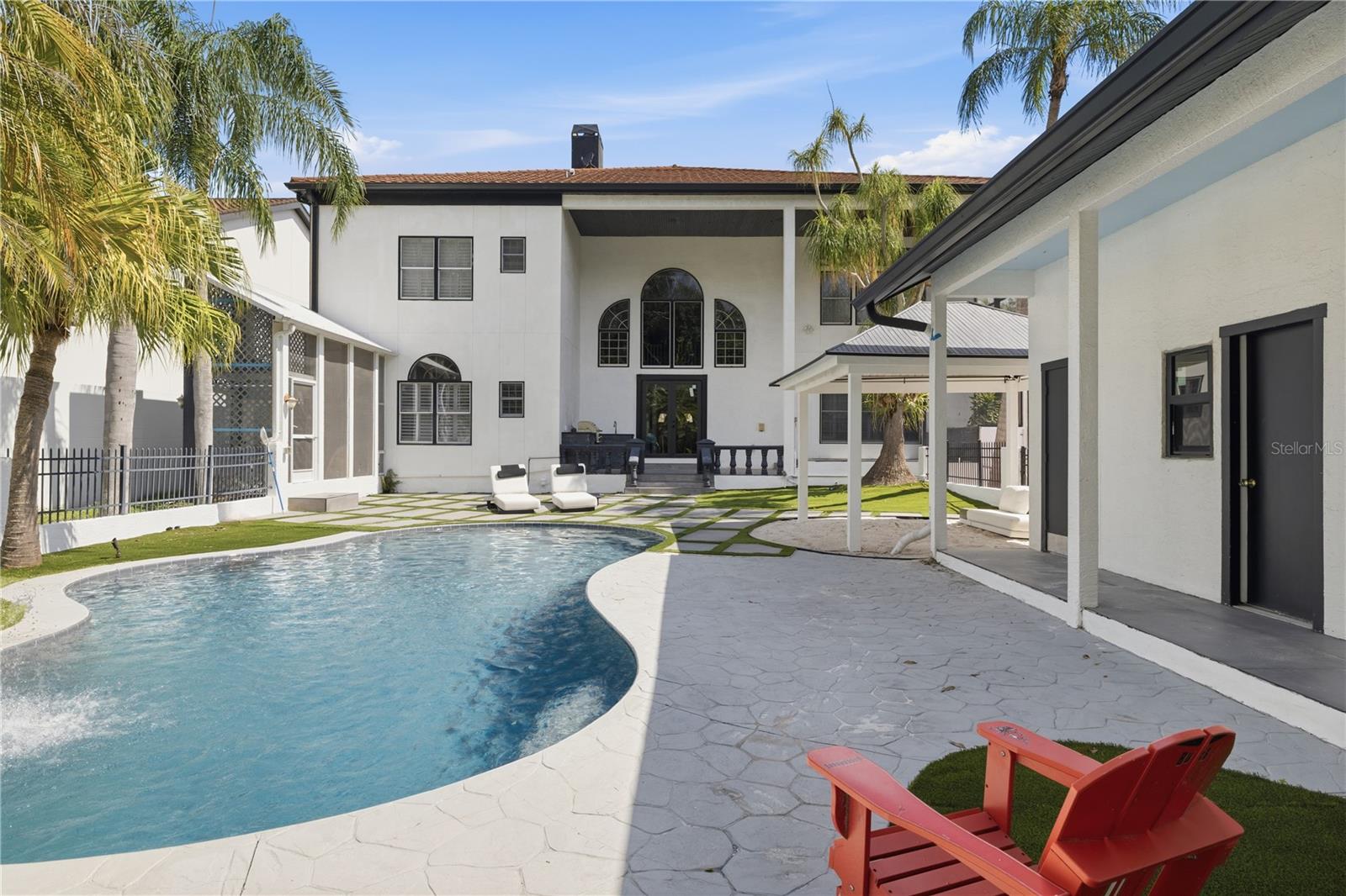 RESERVE THE - Residential