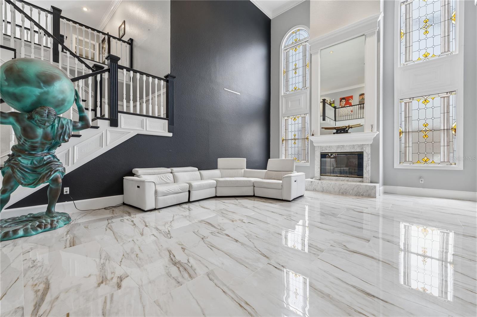 RESERVE THE - Residential