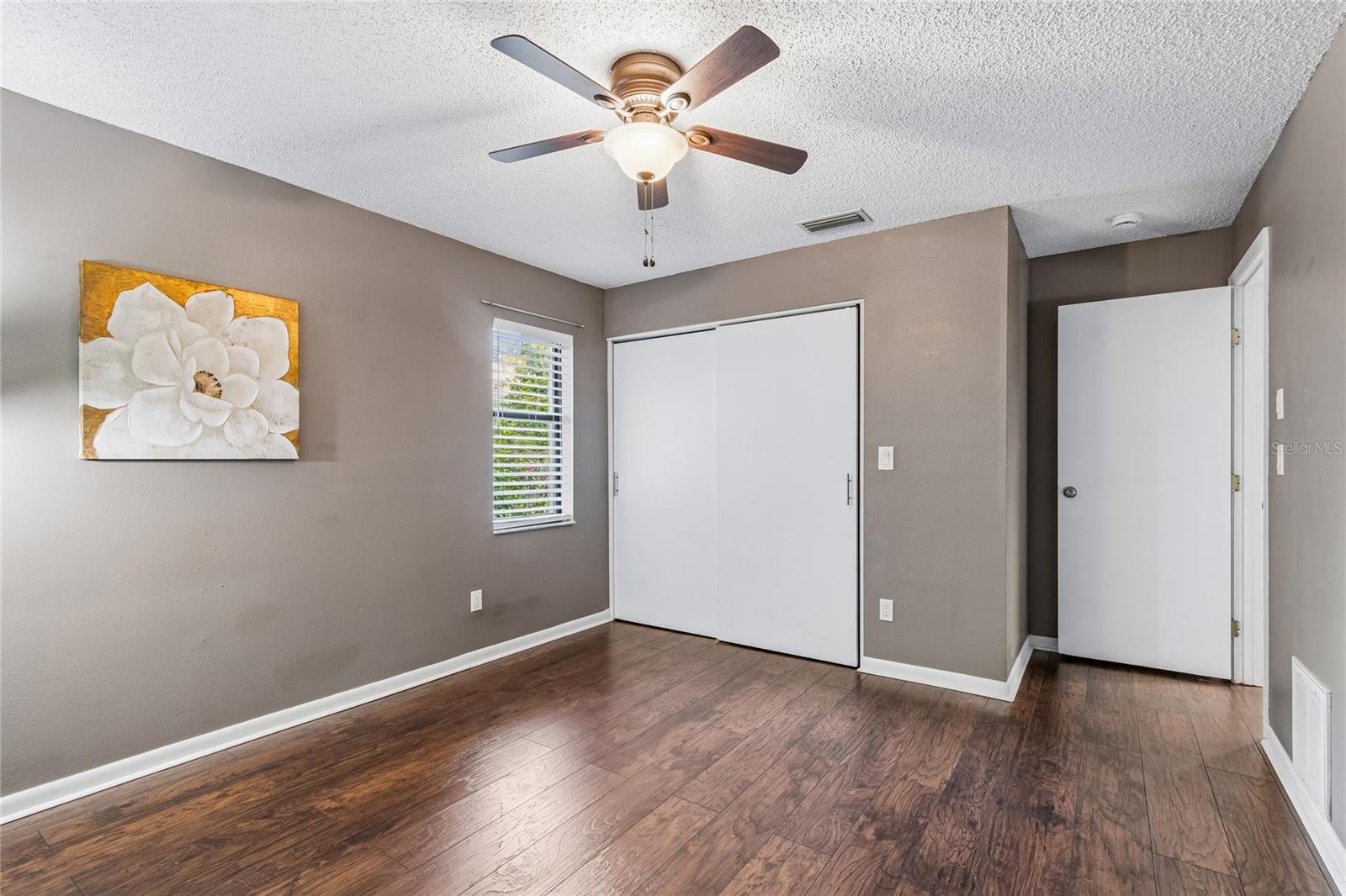 SHADOWLAKE VILLAGE AT WOODFIELD - Residential