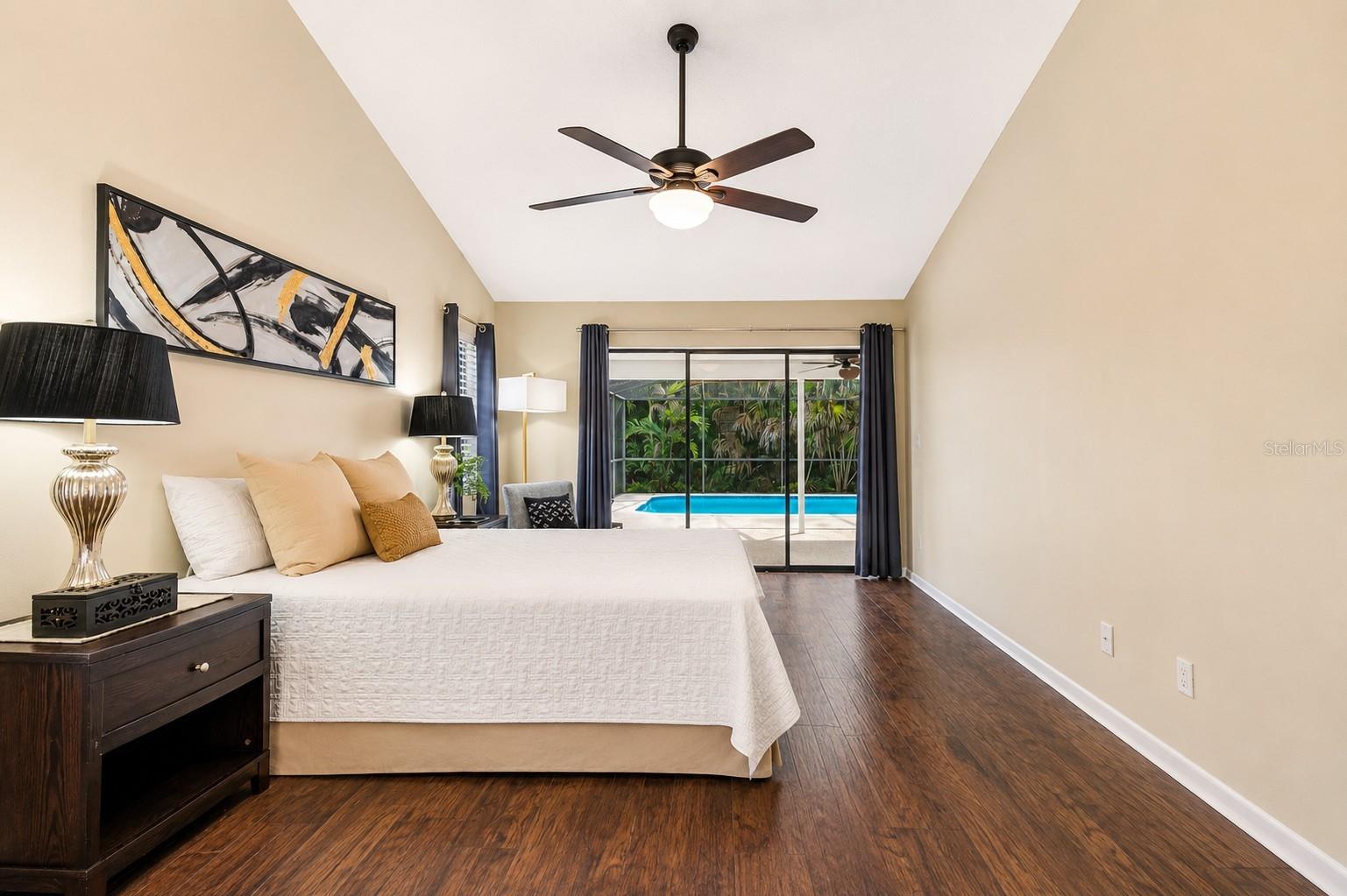SHADOWLAKE VILLAGE AT WOODFIELD - Residential