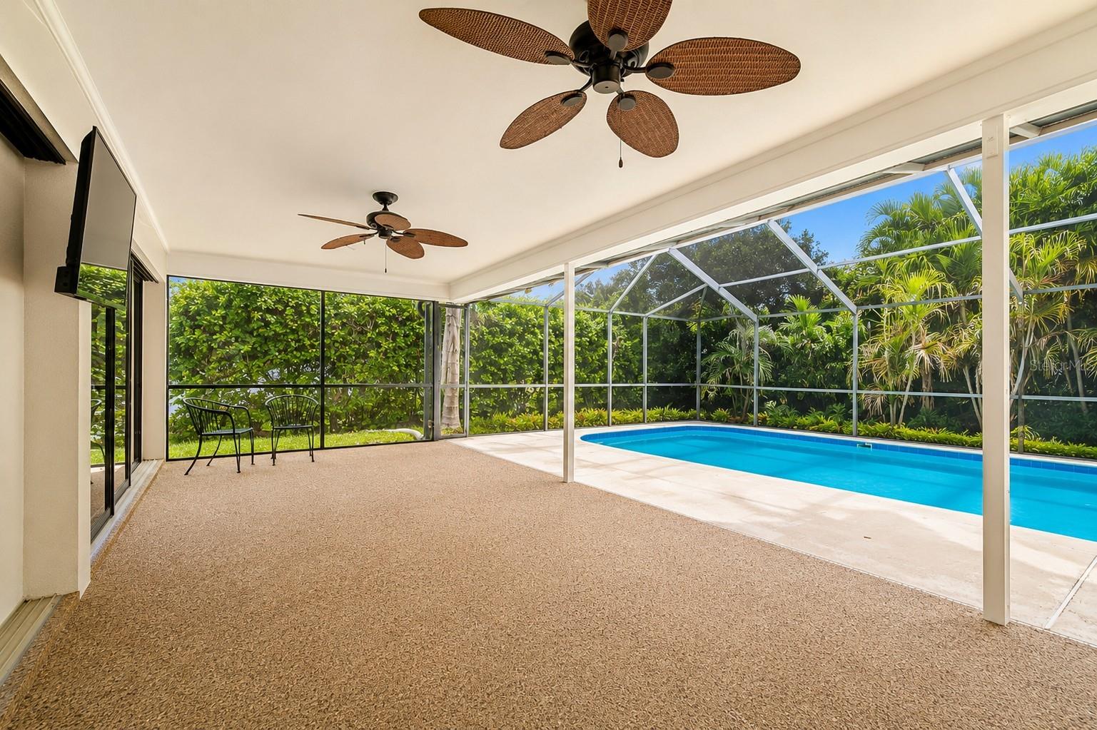 SHADOWLAKE VILLAGE AT WOODFIELD - Residential