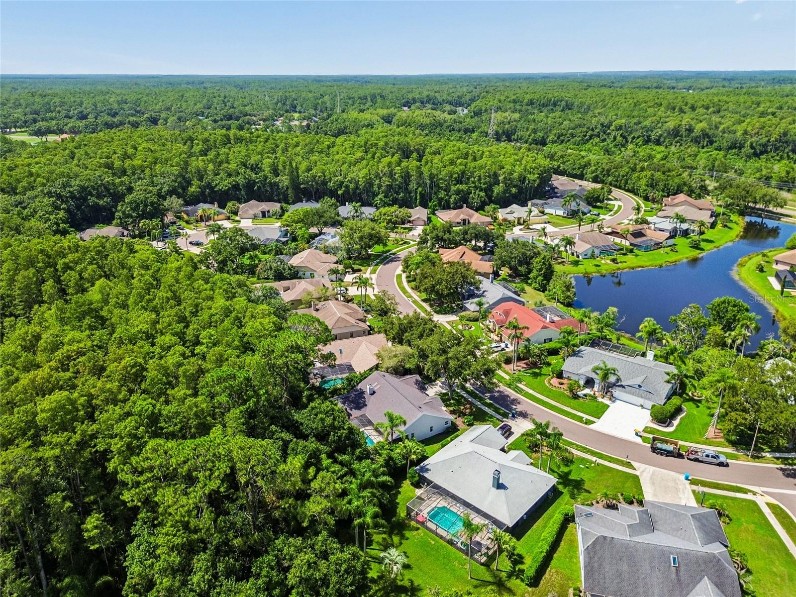SHADOWLAKE VILLAGE AT WOODFIELD - Residential