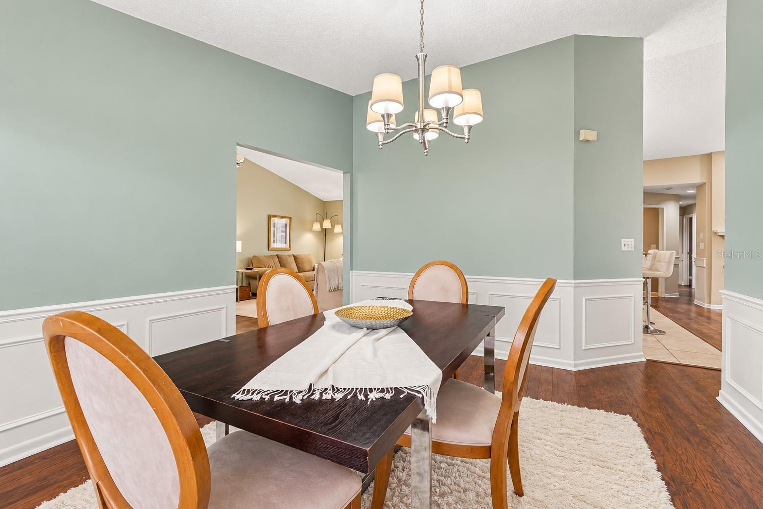 SHADOWLAKE VILLAGE AT WOODFIELD - Residential