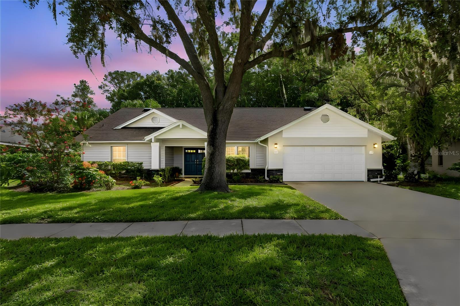 SHADOWLAKE VILLAGE AT WOODFIELD - Residential