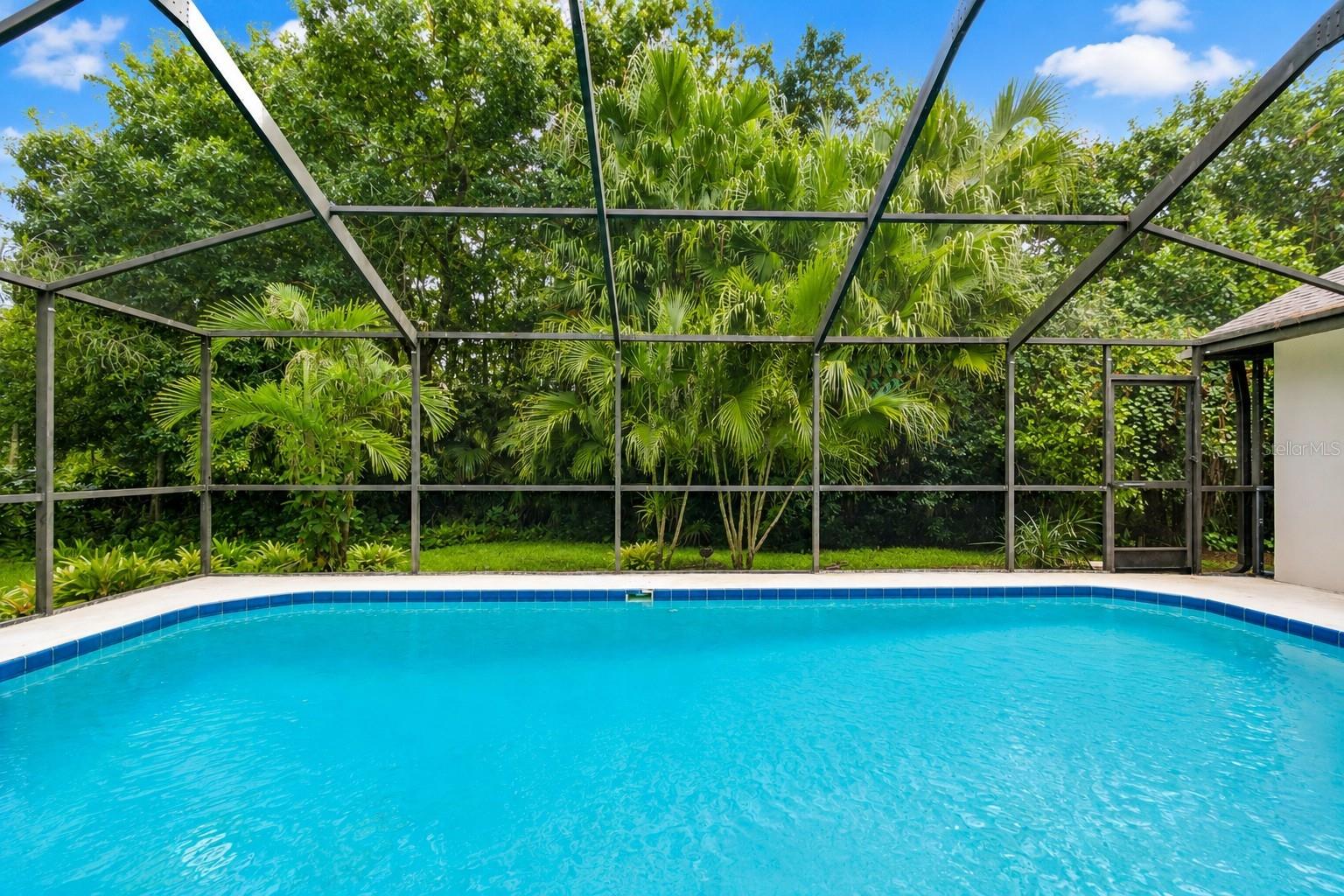 SHADOWLAKE VILLAGE AT WOODFIELD - Residential