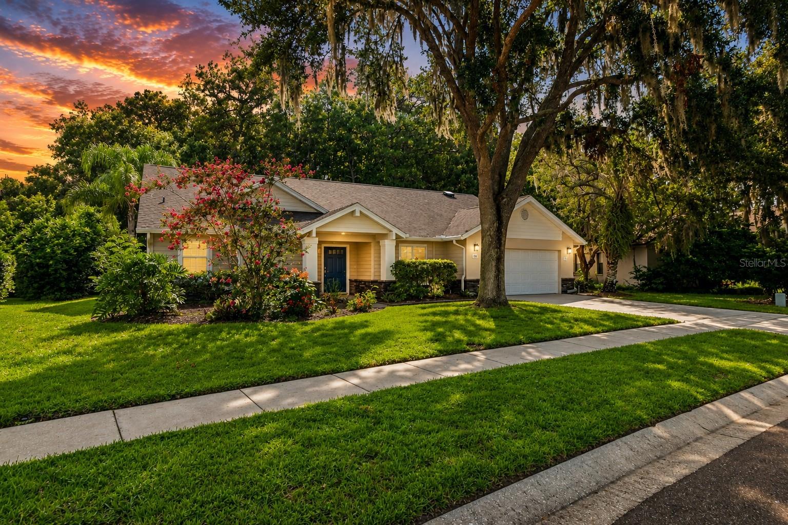 SHADOWLAKE VILLAGE AT WOODFIELD - Residential
