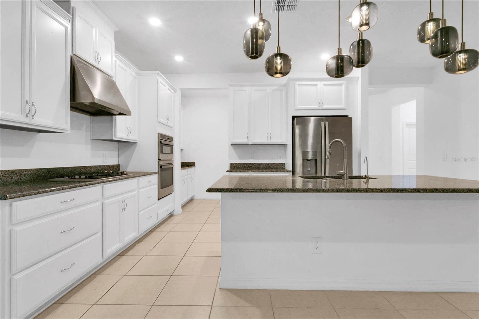 LAKESIDE PH 2 - Residential Lease