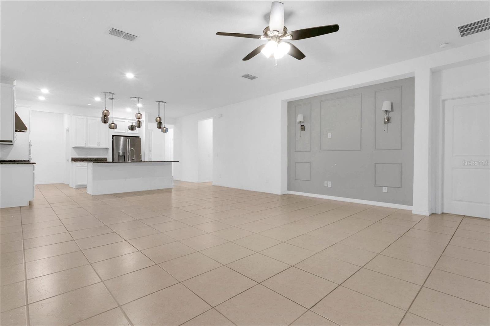 LAKESIDE PH 2 - Residential Lease