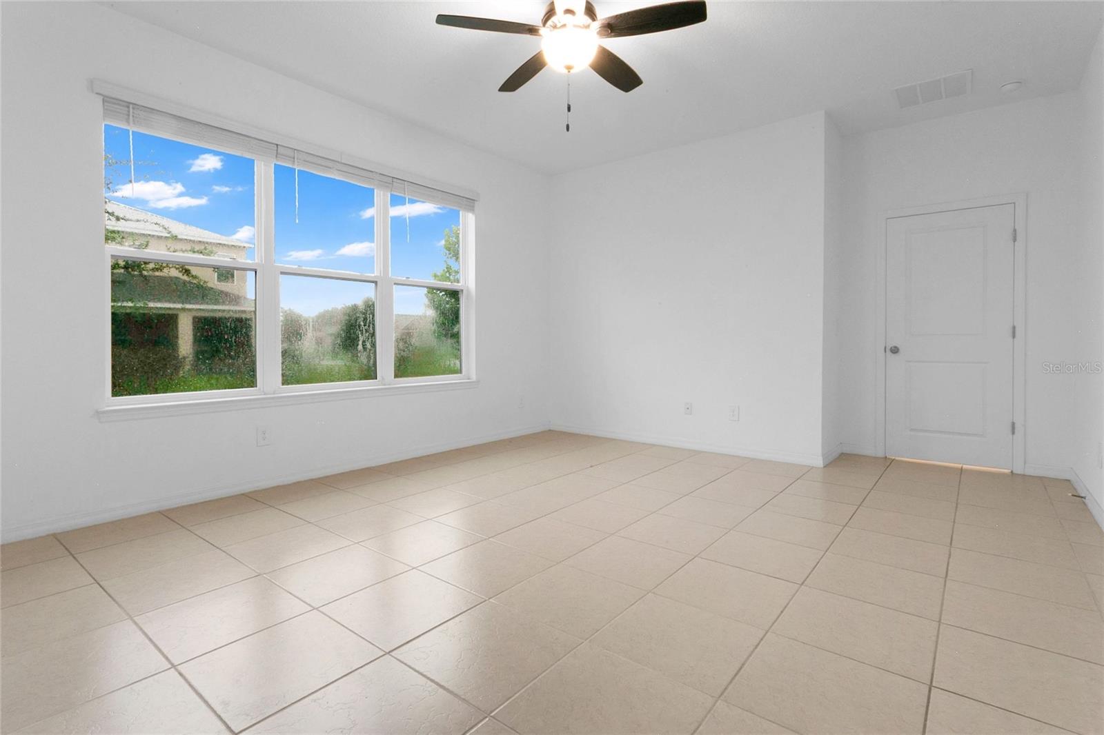 LAKESIDE PH 2 - Residential Lease