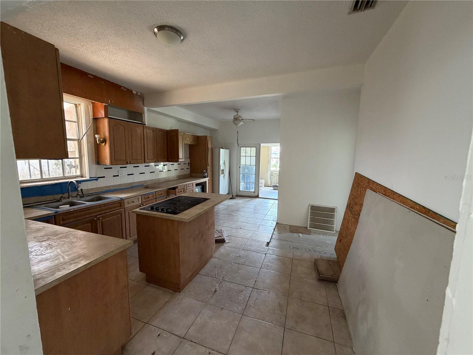 SOUTH TAMPA SUB - Residential