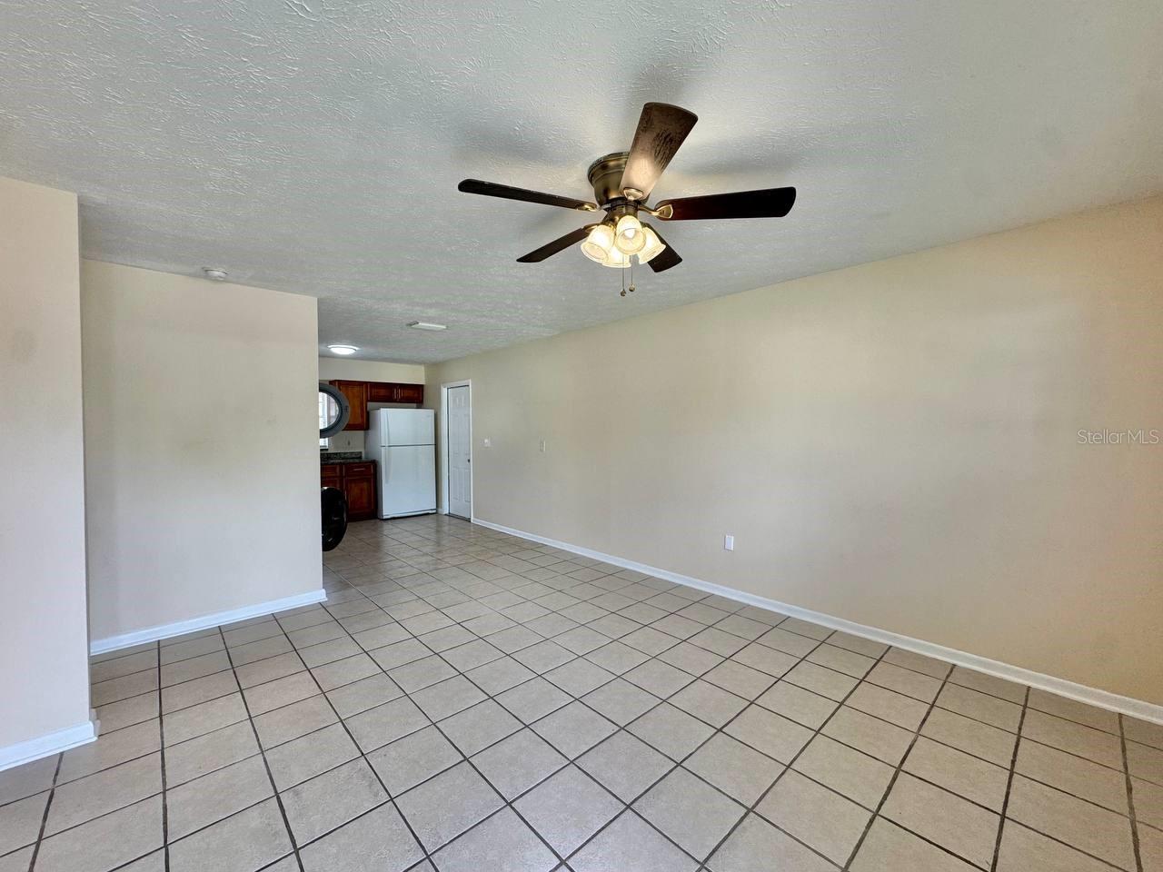 CASTLE HEIGHTS 1ST ADD - Residential Lease