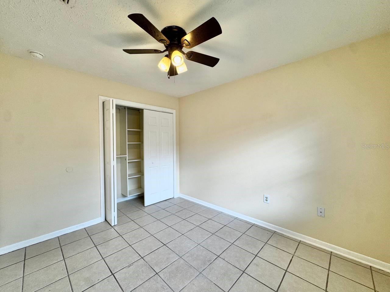 CASTLE HEIGHTS 1ST ADD - Residential Lease