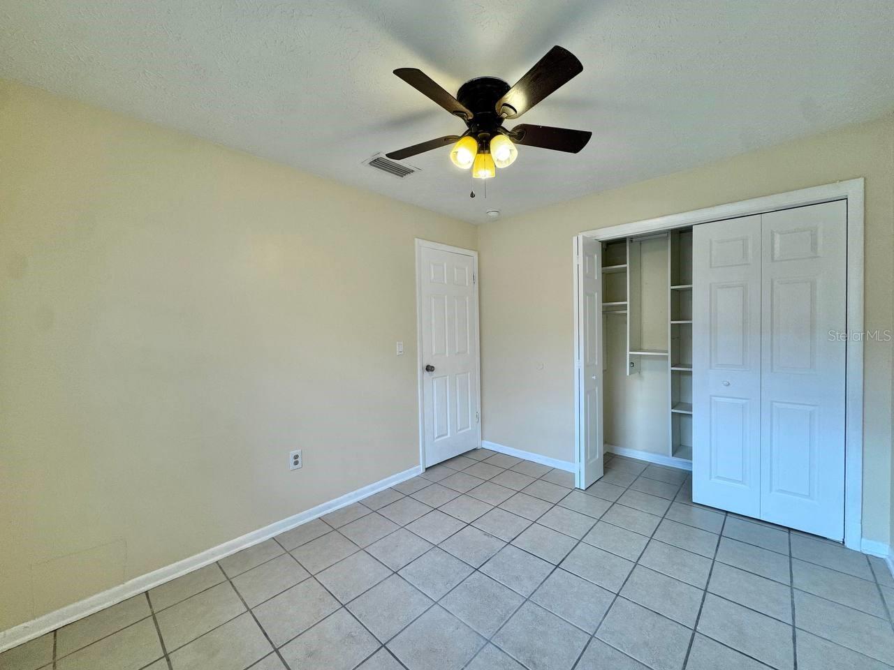 CASTLE HEIGHTS 1ST ADD - Residential Lease
