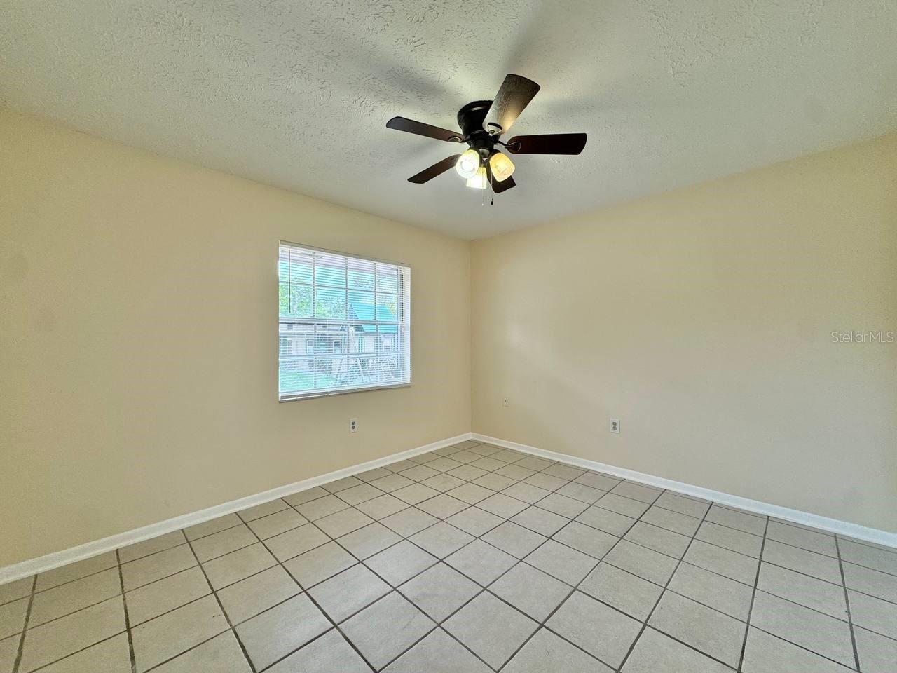 CASTLE HEIGHTS 1ST ADD - Residential Lease