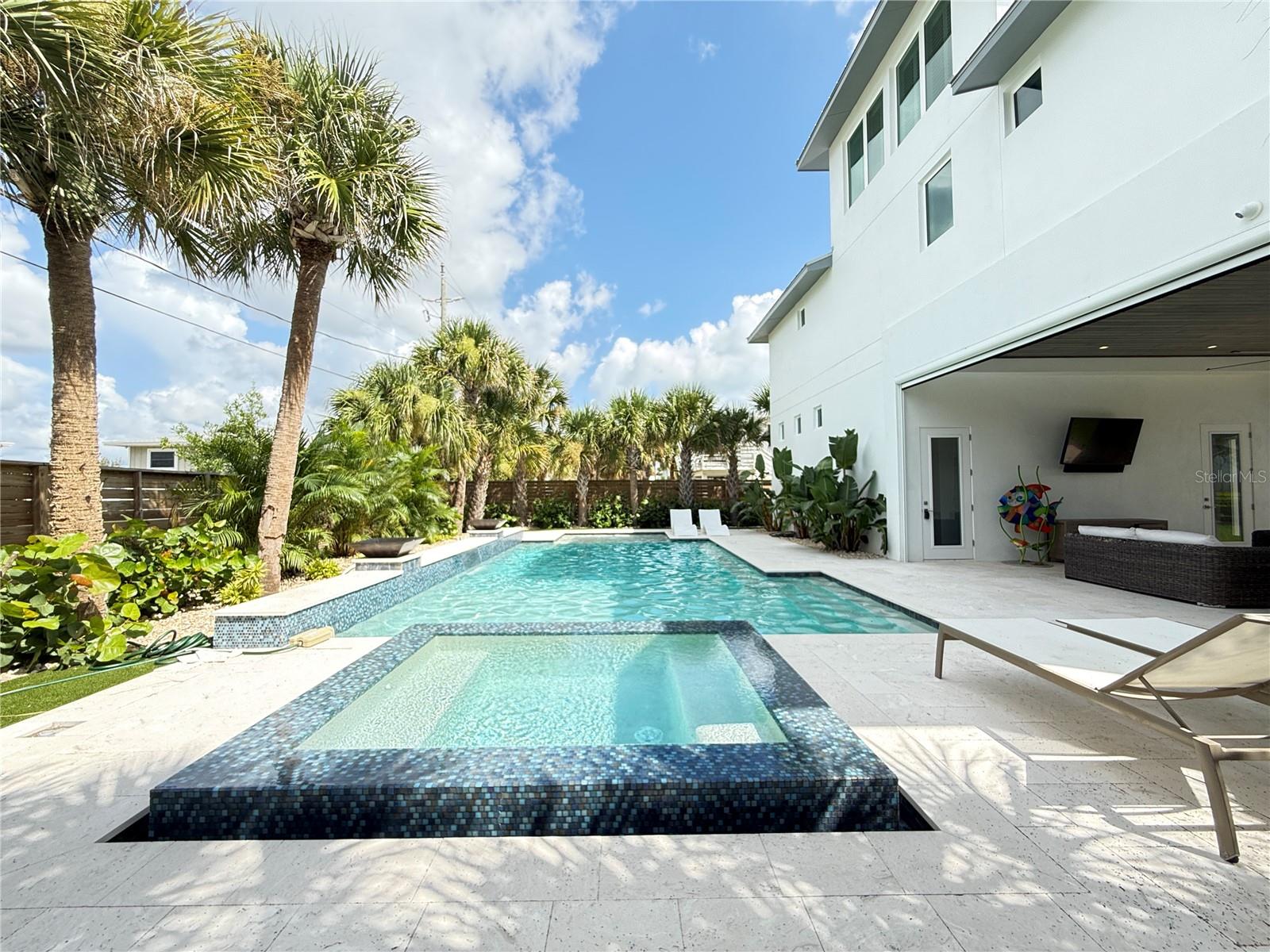 SILVER SANDS SEC D - Residential