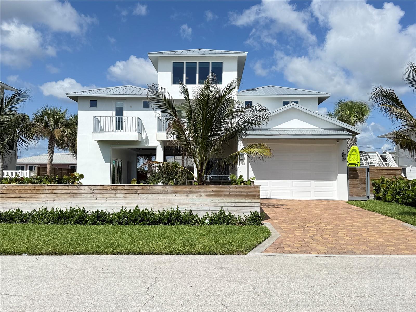 SILVER SANDS SEC D - Residential