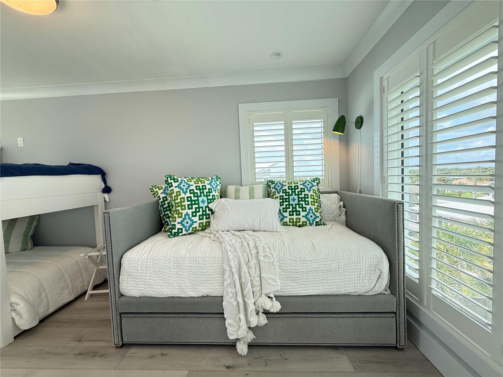 SILVER SANDS SEC D - Residential