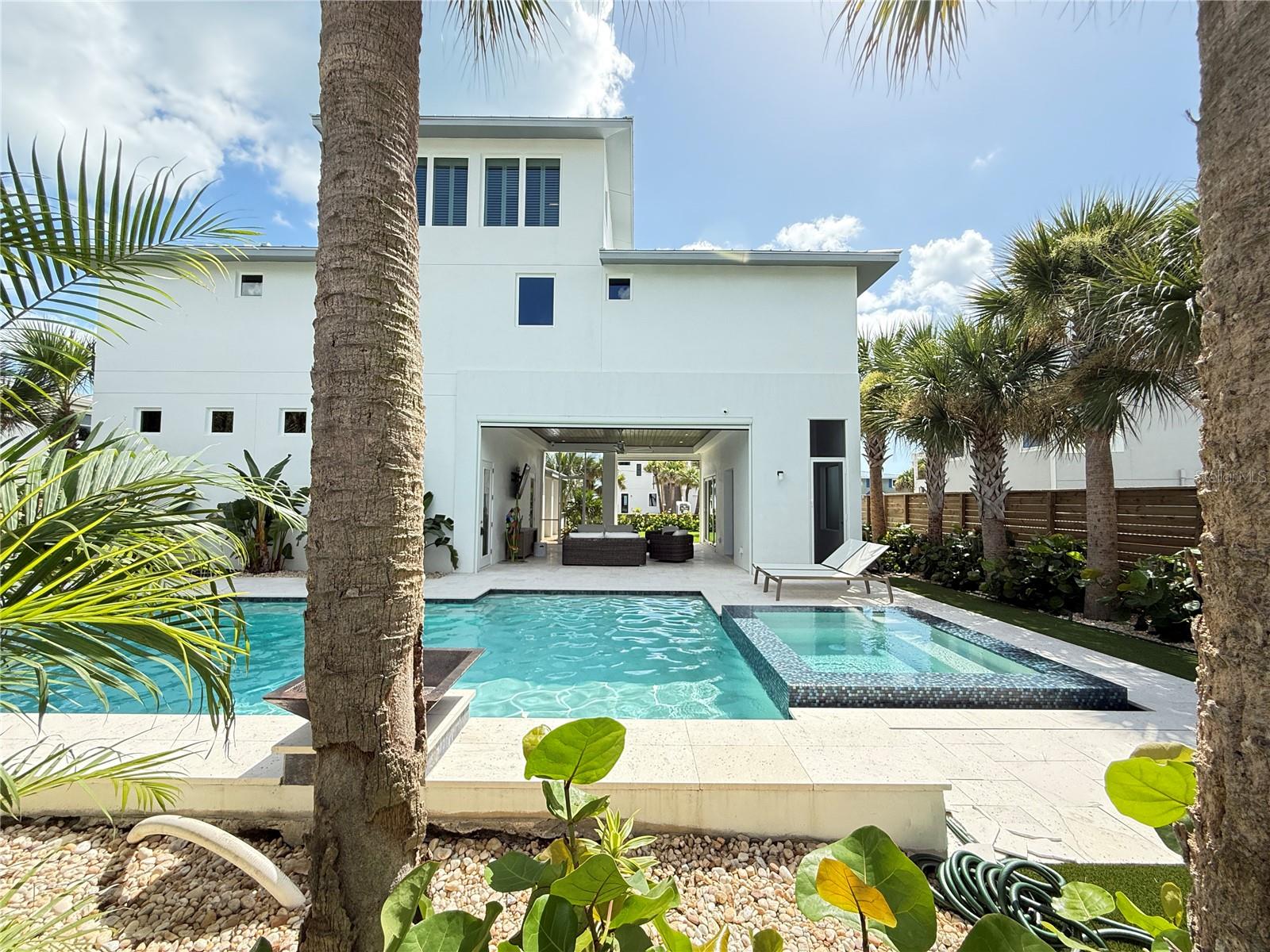 SILVER SANDS SEC D - Residential