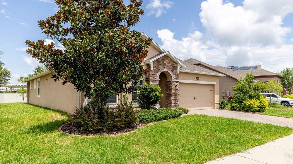 LONG LAKE RANCH - Residential