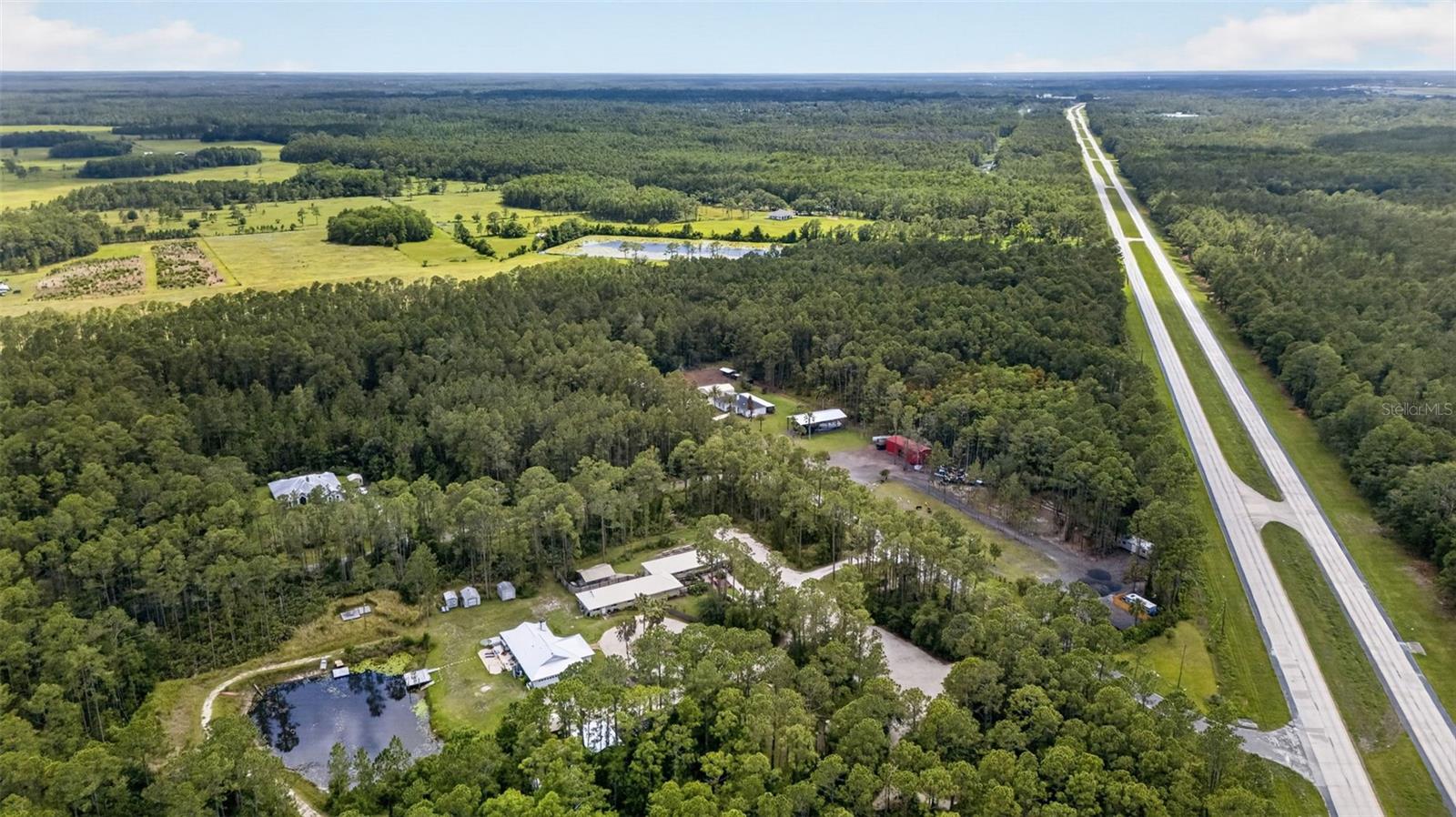 UNIVERSITY HIGHLANDS - Land